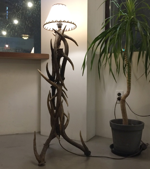 [GERMANY]Antique original deer antler stand lamp(사슴뿔램프).