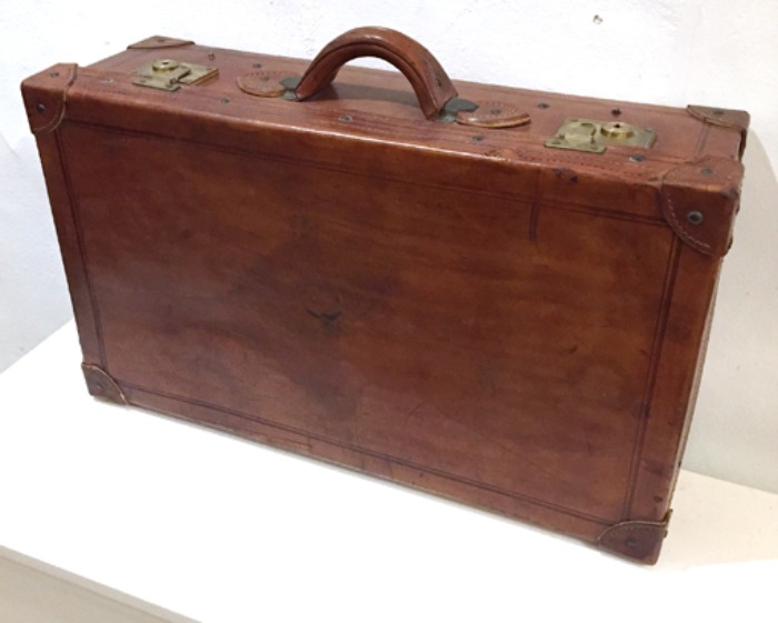 [U.S.A]40-50s Antique leather suitcase/trunk.