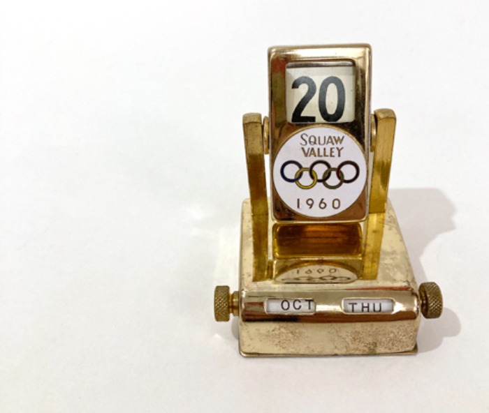 [U.S.A]60s OLYMPIC brass Filp Calendar(달력).