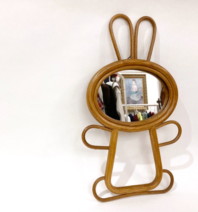 목걸이[U.S.A]80s Rabbit 토끼 rattan wall mirror(거울).