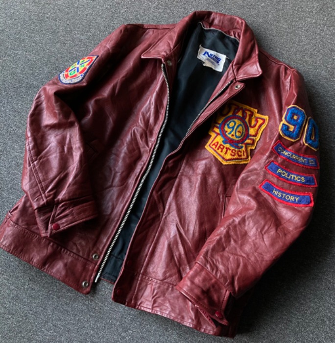 90s Astro &quot;Queen&#039;s University&quot; patch cow leather jacket.