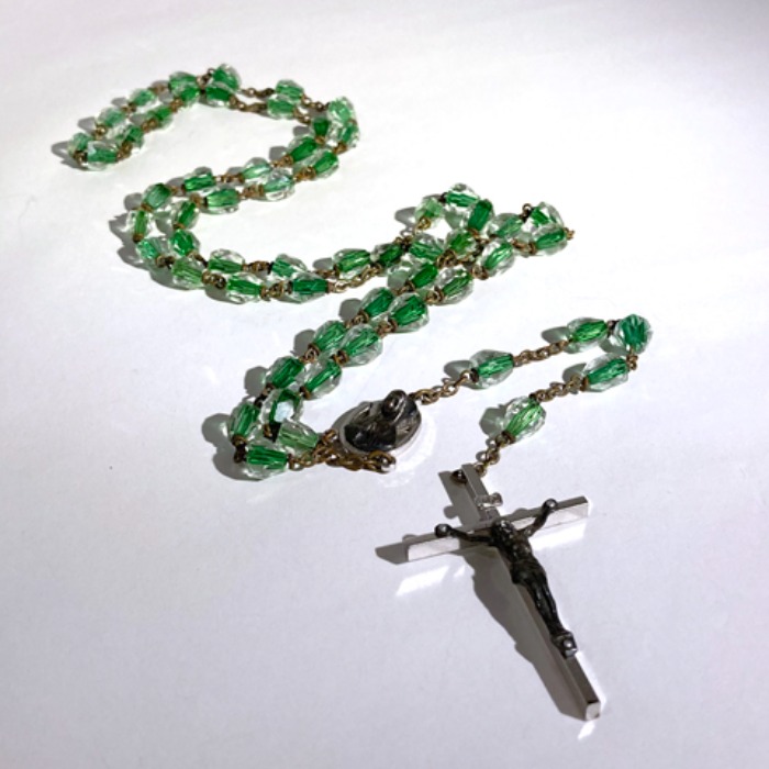 [italy]70s Rosario green necklace.
