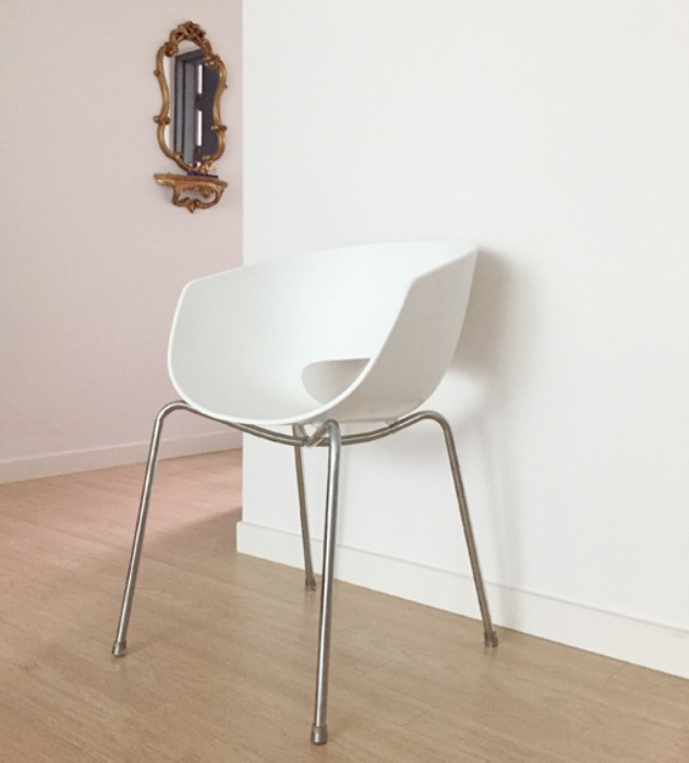 [ITALY]Sintesi of Retro “ORBIT LARGE” Designer Chair.