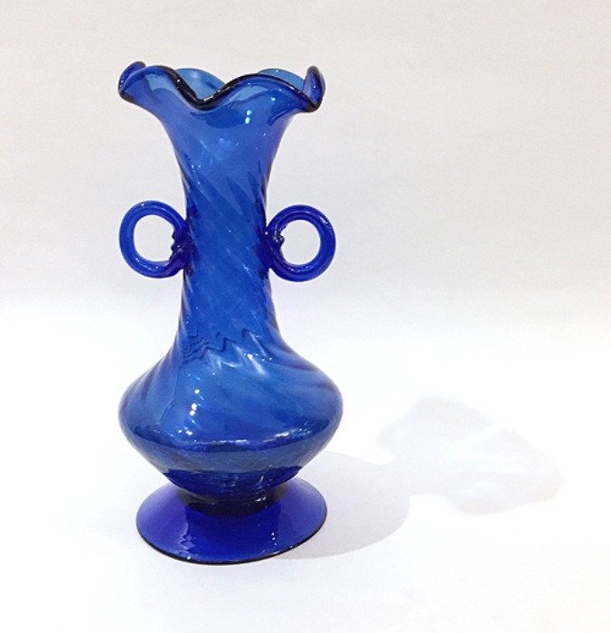 [U.S.A]80s vintage “Blue” hand-made design glass vase(화병).