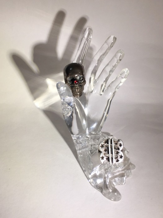 [U.S.A]antique “finger” die holder resin objet.