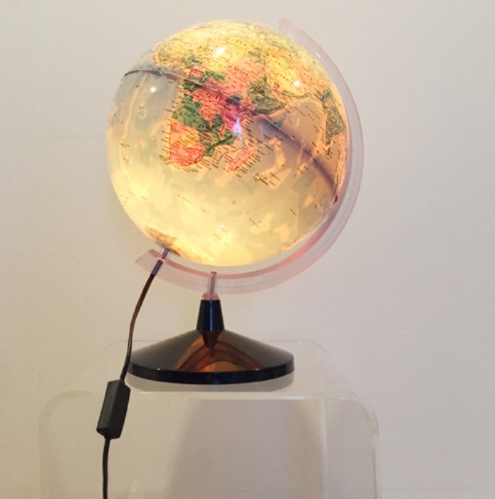 [ITALY]80s space-age design 지구본 world globe acrylic table lamp.