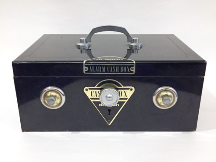 [JAPAN]70s antique iron safe box(강철 금고).