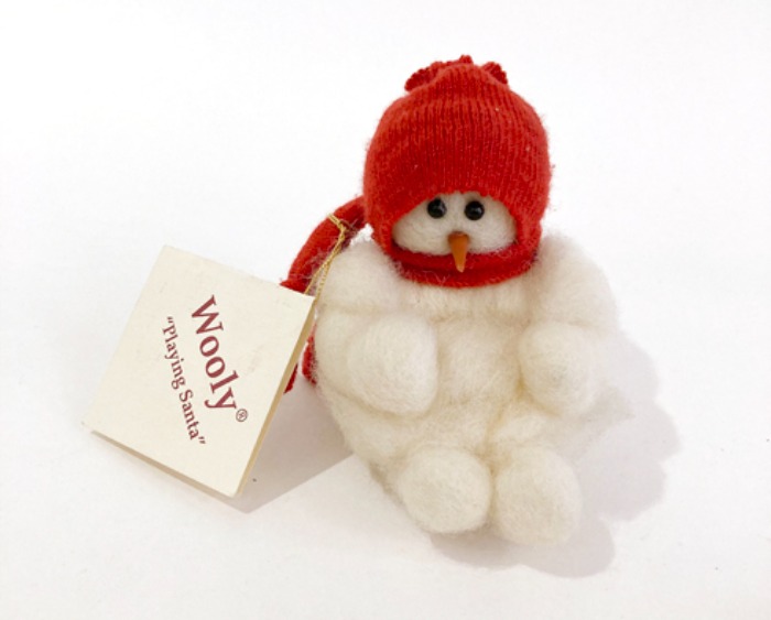 [U.S.A]90s Wooly “Playing Santa” snowman figure.