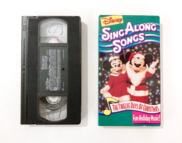 [RARE!][U.S.A]90s “Mickey christmas songs” 크리스마스 캐롤 video tape.