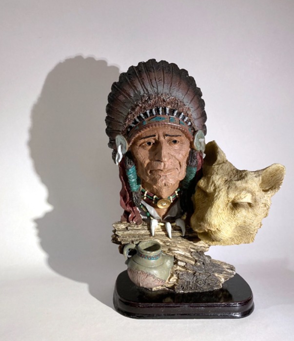 [U.S.A]80s Native american indian &amp; wolf head ceramic statue.