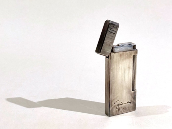 [FRANCE]GIVENCHY 지방시 logo steel gas lighter(라이터).